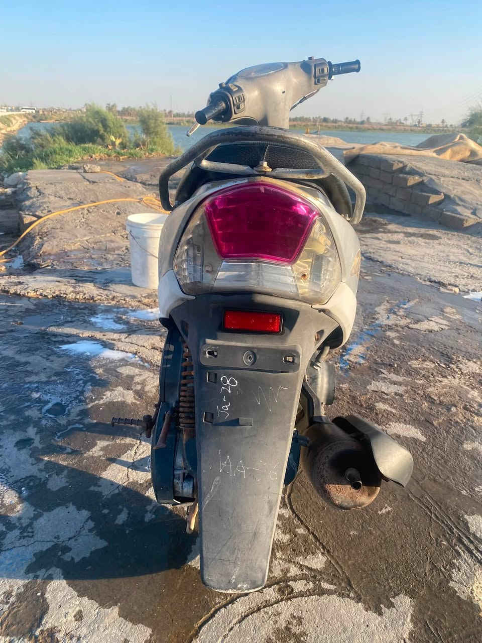 دراجه ماكس قجمه مامفتوحه كله بلادي برغي مامفتوحه بيه عنوان البصره القرنه سعر 750 بيه مجال قليل ستفسار ***********
