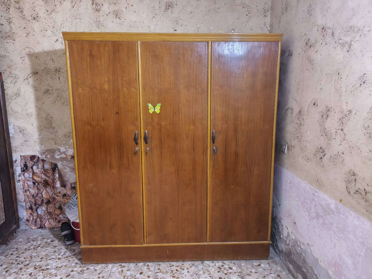 كنتور نضيف للبيع بي هل زرف لبي فراشه
