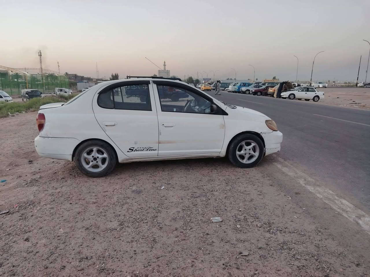 كورلا ايكو ٢٠٠١ ياباني وارد خليجي لون ابيض بغداد تبريد ممتاز شغال بأسمي مشروع وطني محرك ينقص دهن قليل مكانها قرب سيطرة الصقور بين بغداد والفلوجة السعر ٢٨ من الاخير ***********
