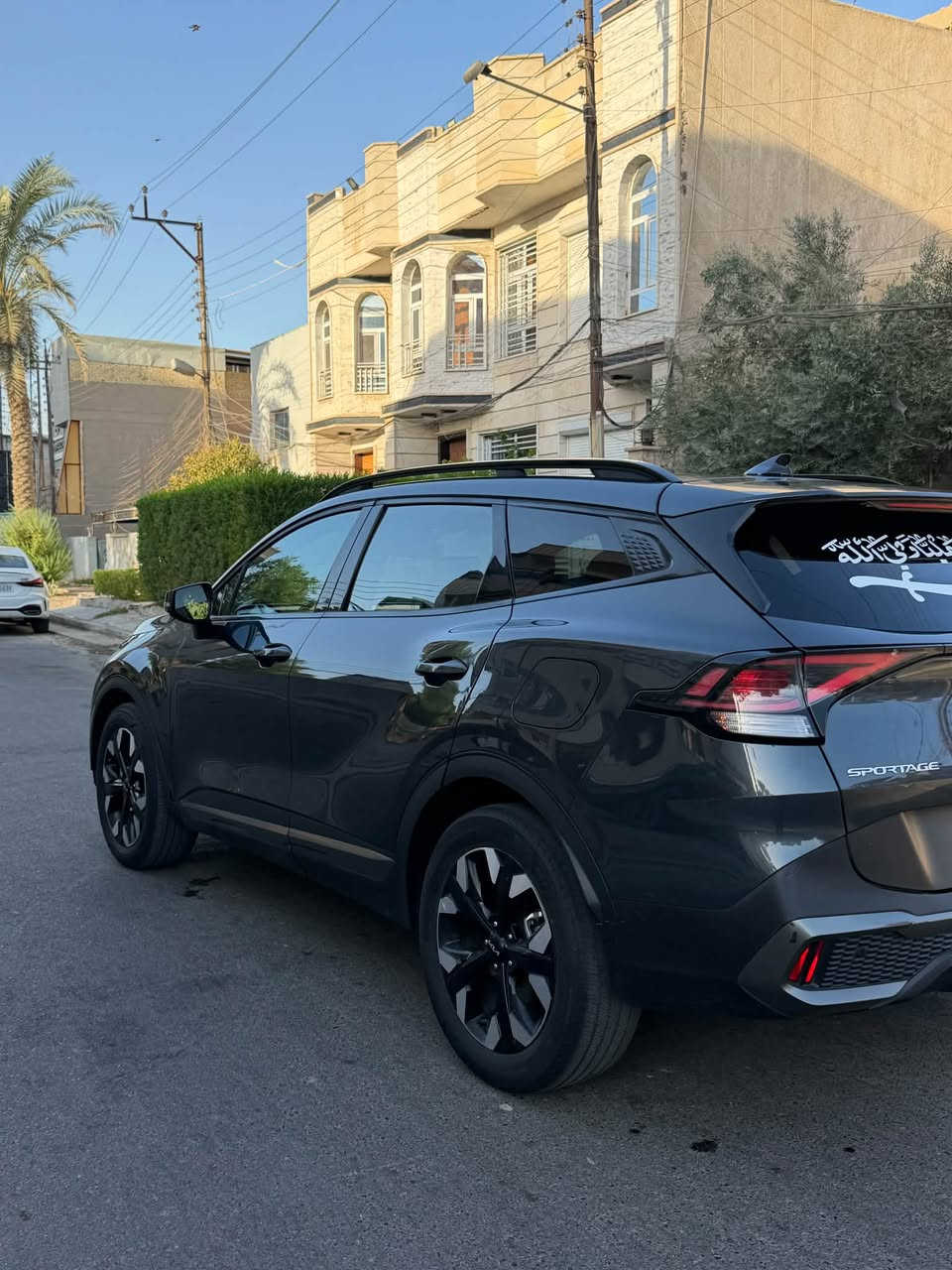 سبورتج SPORTAGE 2023 Xline 

‏سيارة وارد امريكي حاثها جامغ امامي الايمن بارد والايسر نصة صبغ ونص البنيد صبغ
بدون دواخل بدون ايرباك سيارة كلها ليبل واحد  
_____
سنة الصنع : 2023
40:000Mile :المسافة المقطوعة
‌‌‌‎المحرك :  2500GDi 
رقم الشاصي  : 5XYK6CAF8PG104879 
السعر : 190 ورقة وبيها مجال
*****
المواصفات Xline المعروفة : بانوراما + بصمة ابواب + تشغيل عن بعد + وجنطة ذكية تفتح عند الاقتراب وعن بعد - رادارات امامي وجانبي وتوقف ذاتي عن اقتراب السيارة قيادة اليه تحديد سرعة وتحديد مسار وكامرة دوارة - شاشه ديجتال متصلة وگيجات متغيرة حسب اوضاع القيادة - شاشة لعرض الوسائط ومعلومات وتفاصيل السيارة وتدعم خاصية ابل كار بلي -شاشة لمكيف الهواء وعرض تفاصيل درجات الحرارة - تبريد قطعتين - اضائة ليد امامي خلفي + عدسات زنون عالي وناصي - تبريد منفصل مناخين - كشنات تدفئة وكشن السايق كهرباء - الشحن السريع وايرليست +منافذ شحن واير + منافذ usb وtbs - انارة عند الاقتراب من بصمة ابواب السيارة - اربعة وضعيات للقيادة (sports +smart +Snow +normal ) - گير (ATM) 8 نمر
____
للاستفسار الاتصال على الرقم ***********
