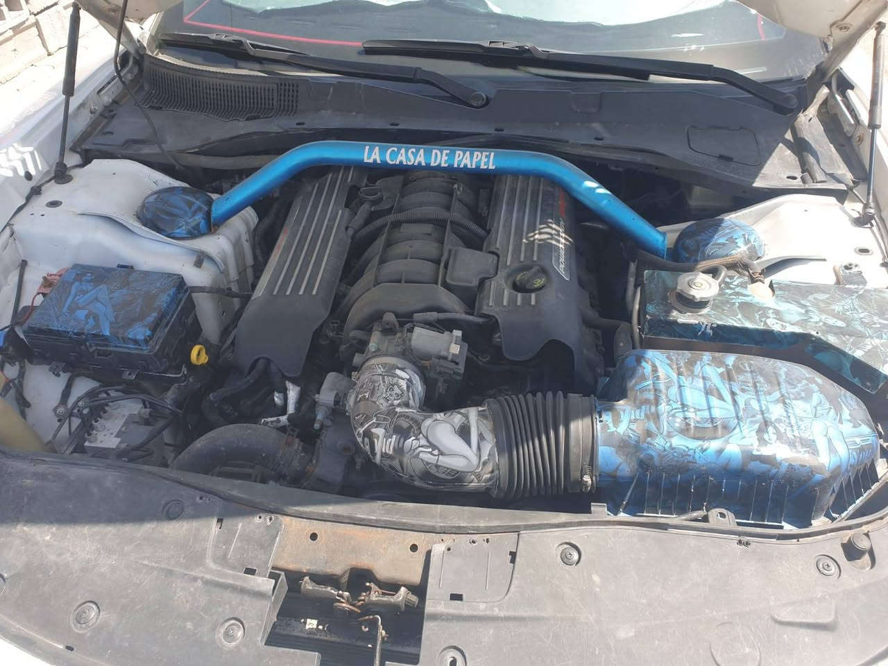 جارجر اصل 16 رقم بغداد كانت معوقين مخلصه حاليا حره تحويل ثاني يوم جاهزه حداده تبريد كهربائيات تمام مفروشه جلد كامله دوشمه درجه اولى بسم بنيه معلمه كلشي مابيها عندي وكاله عامه ولد بصره حادث مرفق عليها برمجه تزويد كامل نانو سائل بوليسي كير تعليك مكينه هيمي متعوب عليها بيع او مراوس سعرها 155 مكاني بصره قرنه باتري جديد تخم كامل ادامه كامله بدون اي نقص ولا كلوب مشتغل بيها رقم هاتف بي واتساب متواجد حاليا الي اريد يتواصل وياي ياخذ سياره يفحص كامل وقناعته مشتري مواصفات معروفه سعرها معقول عنده مراوس حسب الرغبه ماشيه حاليا 188كم/***********

نص مكتوب في الصور:
- 46606007