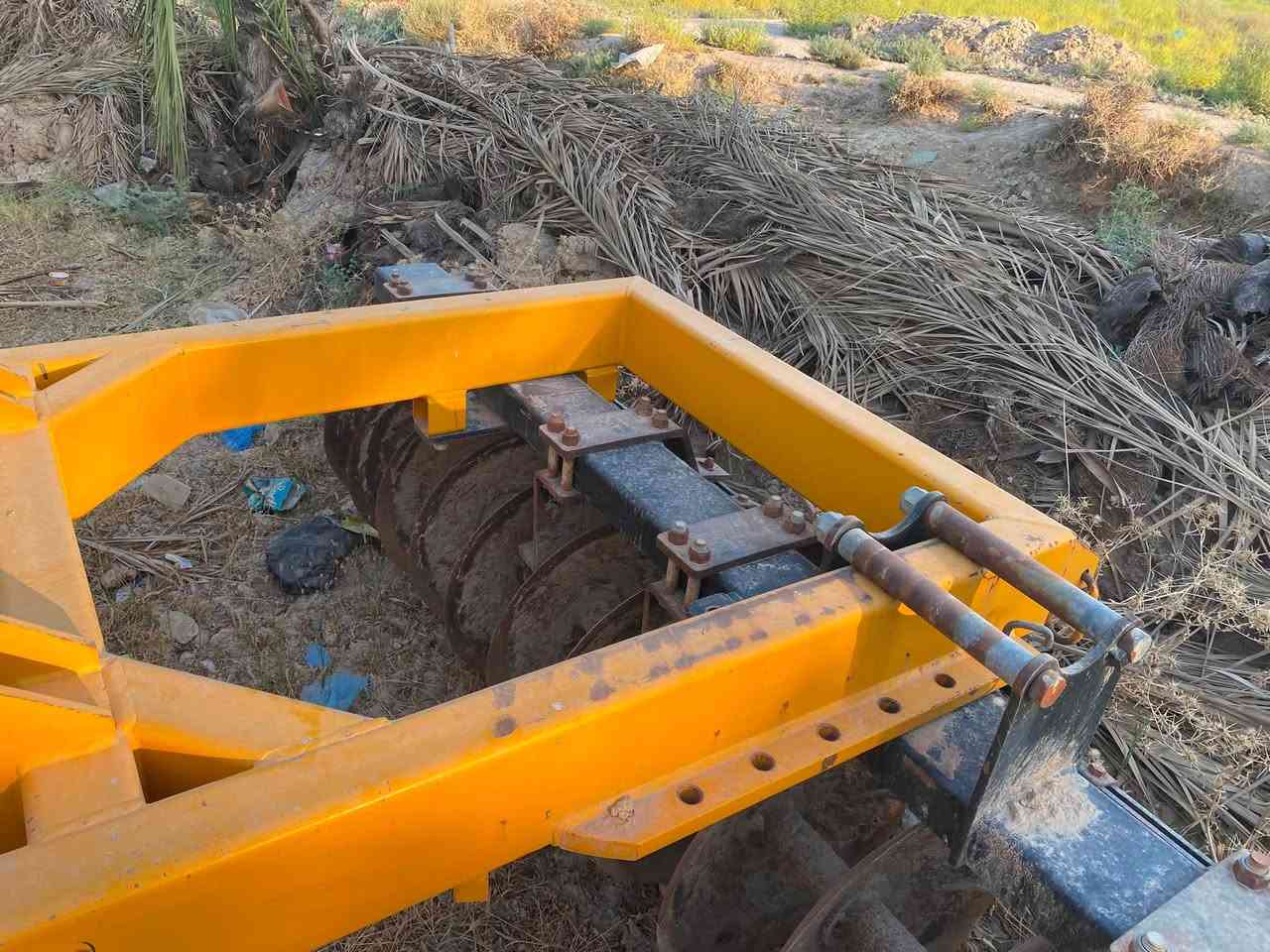 سلام عليكم دسك للبيع حجم ٢٤ مكفول كفاله عامة من الحيم او الكسر كاملة ما بي اي نقص مكان واسط العزيزية ‭***********‬
