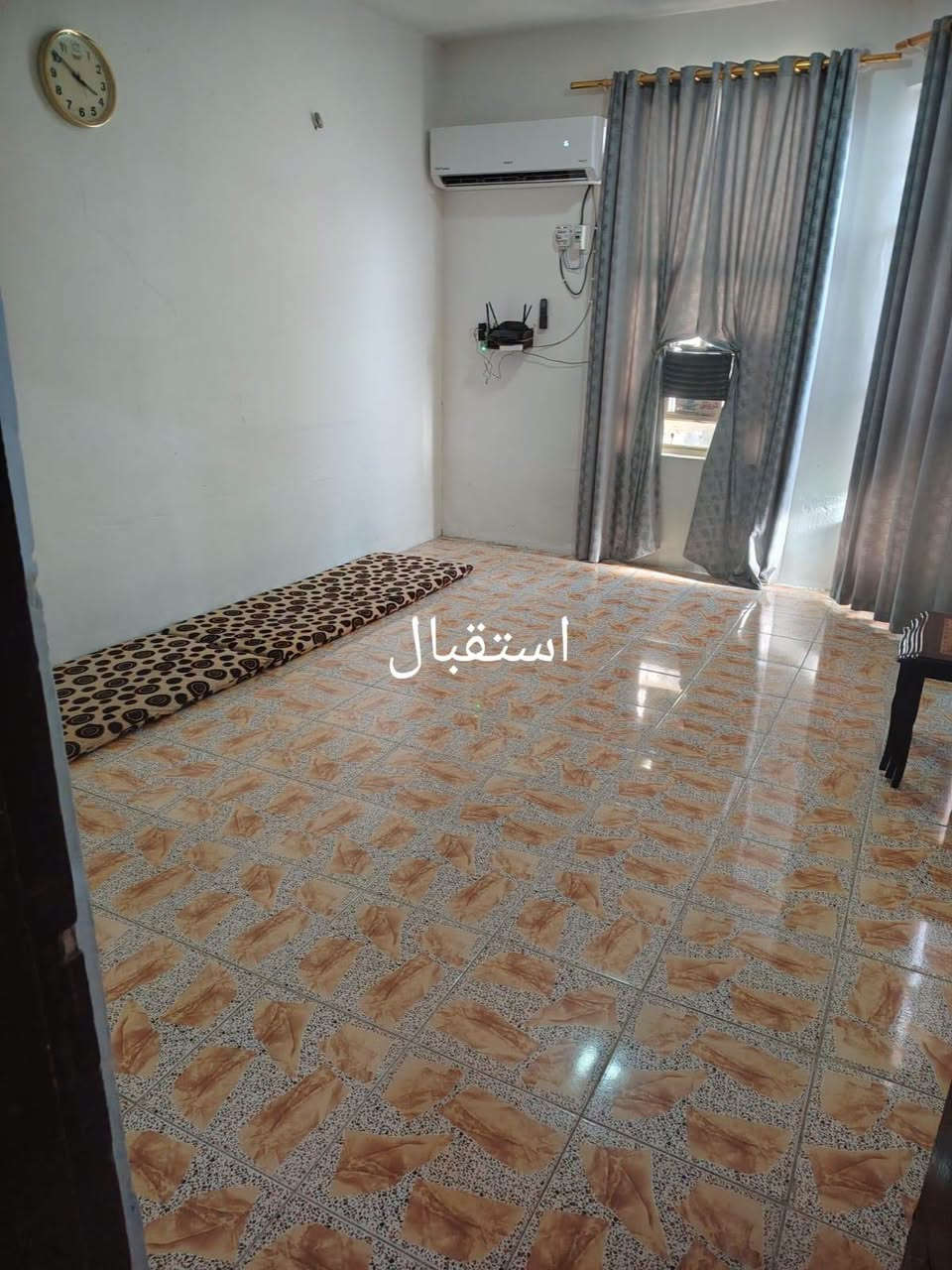 🏠 دار للبيع في بهرز – باب الخان
📐 المساحة: 100 متر
📏 الواجهة: 8 م × النزال: 12.5 م
🏡 طابقين
📜 طابو زراعي – سند 25

🔹 الطابق الأول: استقبال، صالة، غرفة نوم، مطبخ، صحيات داخلية وخارجية.
🔹 الطابق الثاني: 3 غرف، صحيات، وبيتونة.

📍 الموقع: بهرز – باب الخان

📞 للاستفسار: ***********

نص مكتوب في الصور:
- صحيات
- استقبال
- غرفة النوم
- صاله
- مطبخ
- غرفه النوم
- غرفة النوم او صاله