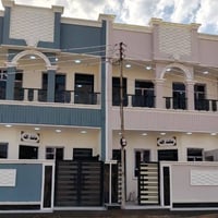 بيت  للبيع 🚨 🚨 فرصة سكنية مميزة  📍 الموقع: [ القريه النفطيه / التوزيع ...