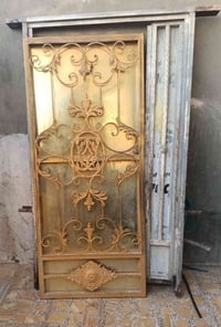 باب حديد • عرض ١٢٠ • طول ٢١٠