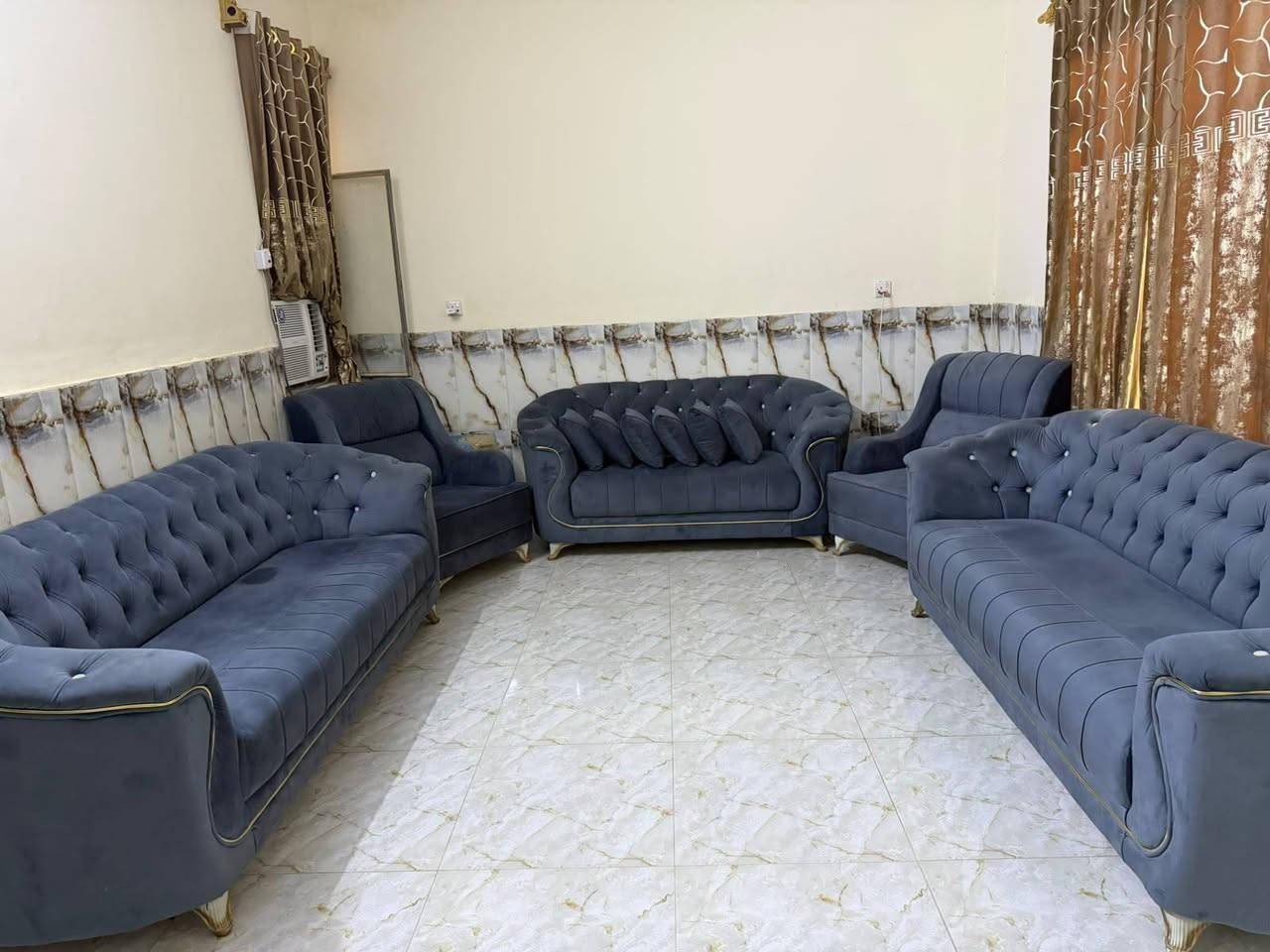 تخم شغل يدوي ب ٥٠٠ وبي مجال مكاني سامراء ***********
