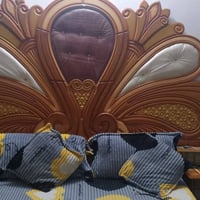 غرفه نوم • نضيفه جدا • للبيع