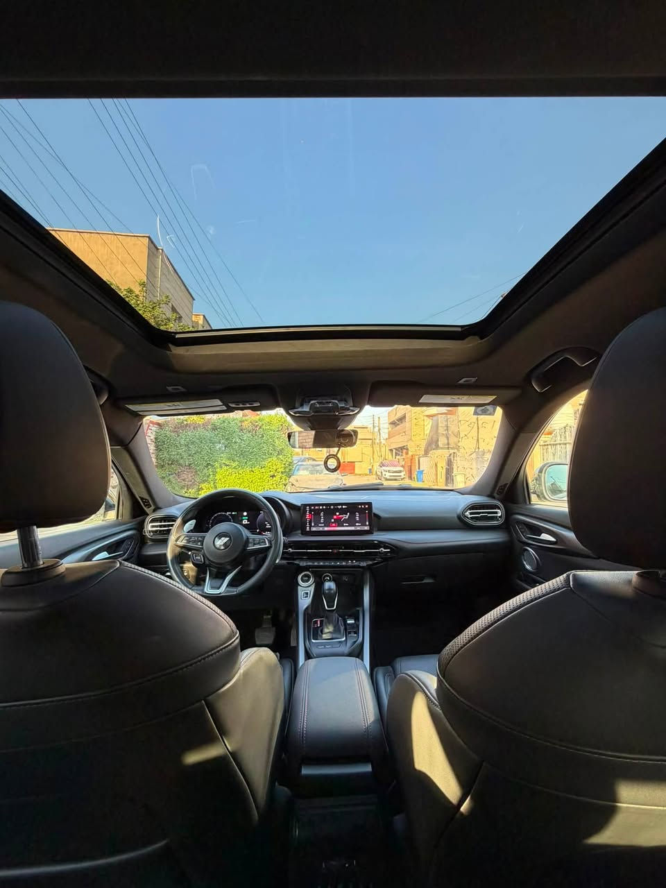 🚘🔥 للبيع دوج هورنت R/T Plus موديل 2024 🇺🇸
Dodge Hornet R/T Plus 🇺🇸
حادثها موجود بالصور جاملغ تبديل بدون ايرباك بدون دواخل 

🔹 بانوراما 
🔹 الفئة: R/T Plus
🔹 المحرك: 1.3L Turbo
🔹 القير: أوتوماتيك 6 نمر
🔹 الدفع: AWD دفع رباعي
🔹 هايبرد Plug-in ⚡🔋
🔹 Paddle Shifters
🔹 وضعيات قيادة رياضية
🔹 داخلية جلد
🔹 مقاعد كهربائية
🔹 تدفئة وتبريد المقاعد
🔹 سقف بانوراما 🌙
🔹 كاميرات وحساسات
🔹 تشغيل عن بُعد
🔹 Apple CarPlay / Android Auto
🔹 إضاءة LED
🔹 جنوط رياضية

📍 الممشى: 36,000 كم
💰 السعر: 175 ورقة 💵

📞 للاتصال: ***********
