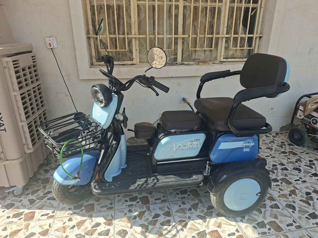 دراجه شحن للكبار السن جديده كليأ استعمال شهر واحد فقط
رايده ب 800الف 
مكانه حي الجولان قرب جامع الازرگيه 
***********
