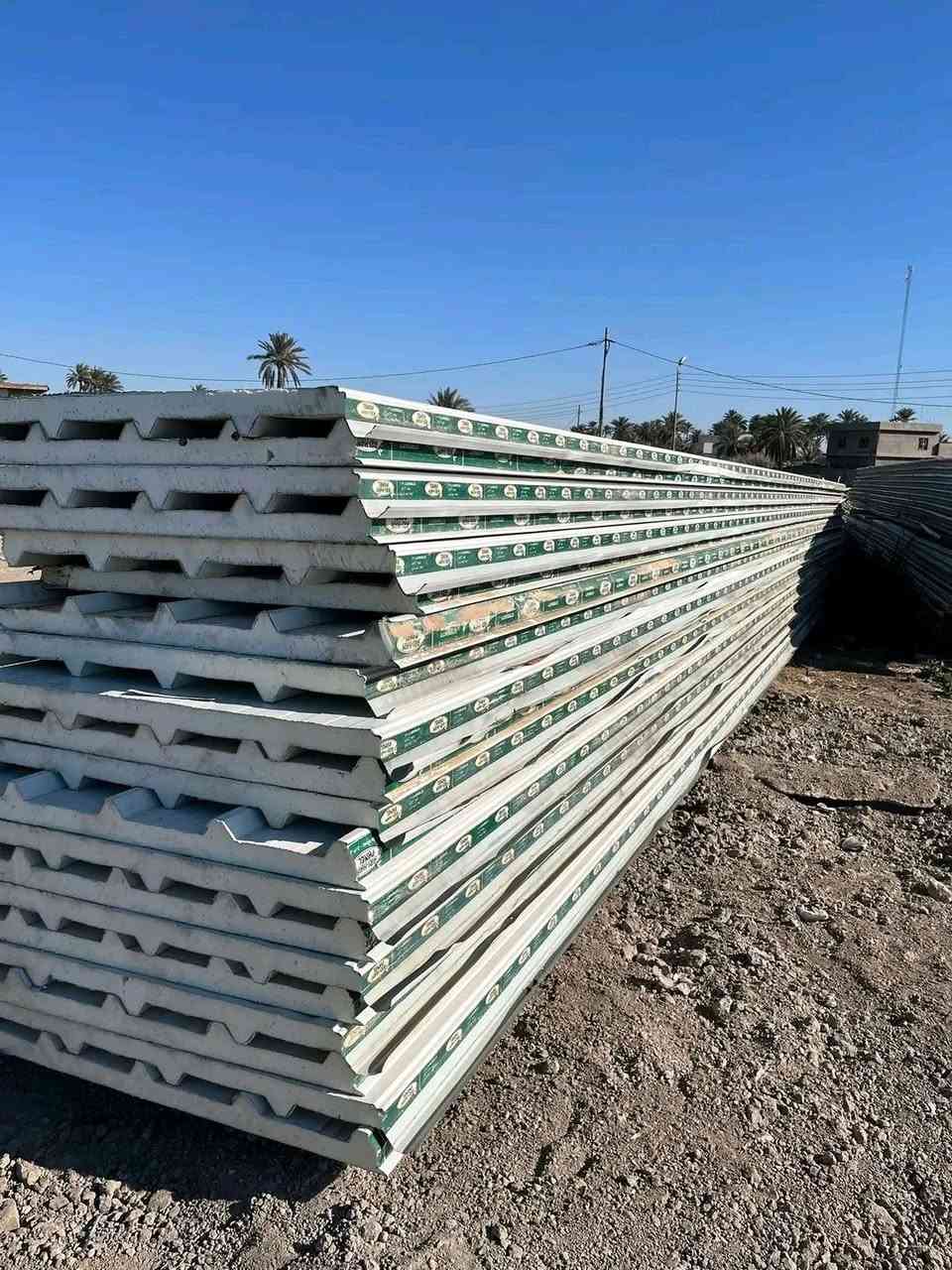 بيع وشراء السندويج المستخدم والحديد 
متوفر سندويج سقفي مستعمل 
قياسات 6 و5 و4 و3 
العنوان العمارة الخدمي مال جامع حي الرفاق 
‏‪***********‬‏
