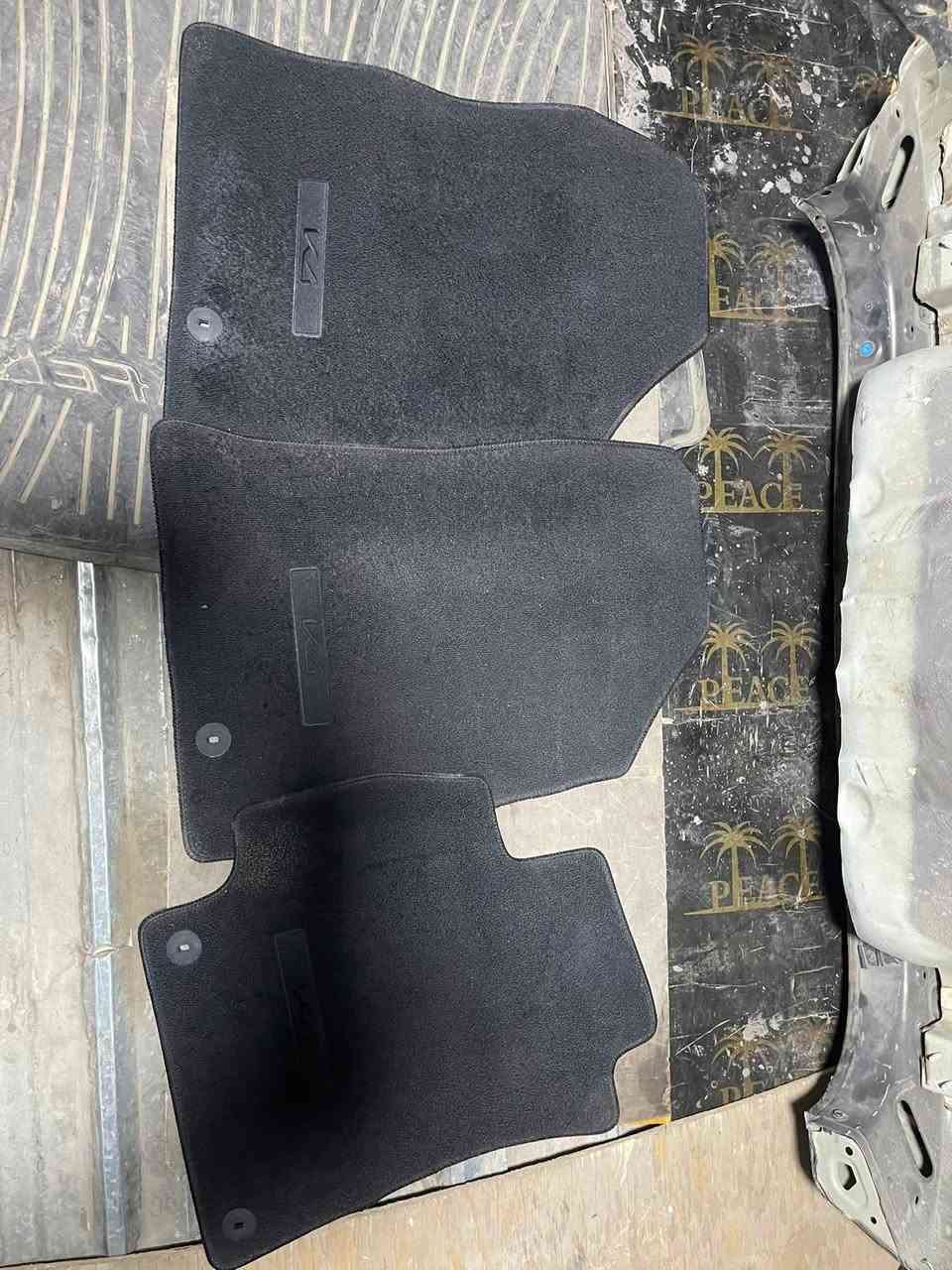 دوسات K4/K5/سلتوز 
متوفره في محل مصطفى الفرطوسي لتجاره قطع غيار سيارات كوريه وارد امريكي 🚗🚗
📍بغداد سوق بغداد القصر الابيض 
📱0771380091/***********
