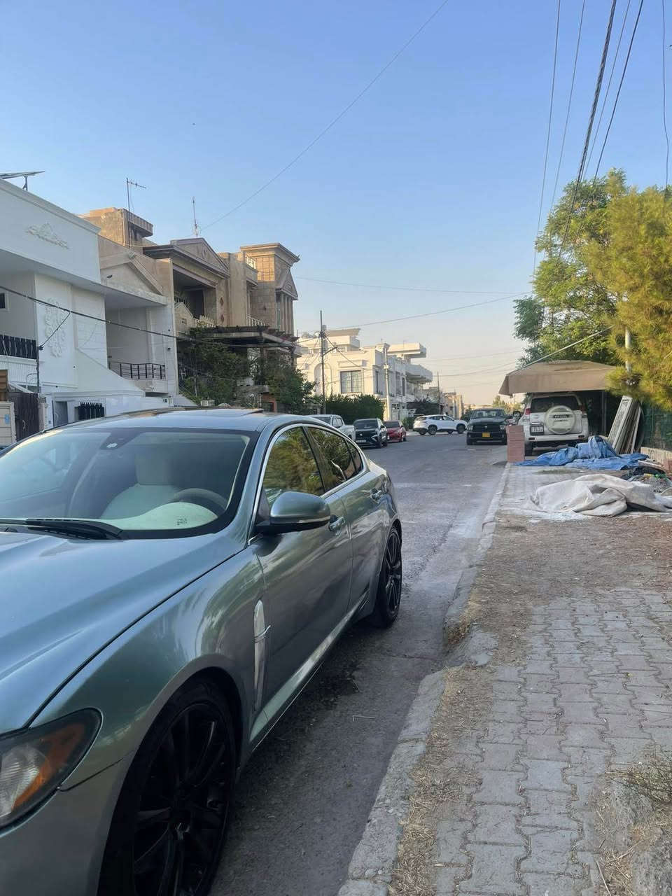 جاكوار موديل ٢٠١٢قه پات مواسه فاته گير مه كينه ته بريد هه موگياني به شه رت كاره بايي به شه رتي ده فيته ريي ده فروشم مه كينه عادي شه ش پستن هه ندي يه ك بي كاشويي بي مه سروفه براوه يي دوبه يه سه ياره كه له هه وليره گورينه وه ش ده كه م به شتيك به دلم بيتن ژماره *********** أربيل, العراق
