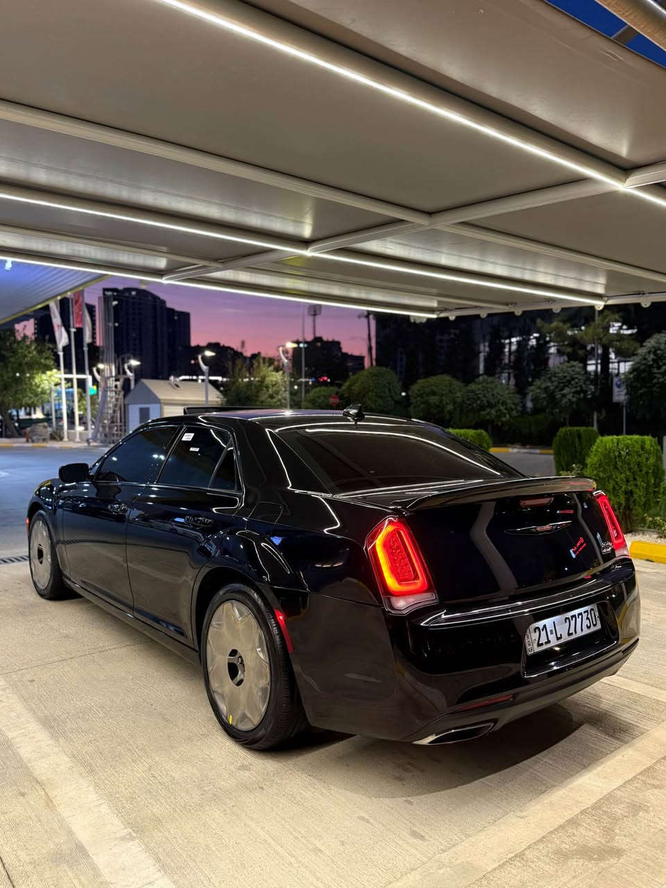 chrysler 300 2018 S 
كلين تايتڵە - بێ بۆیاخە بێ پارچە گۆڕان-بێ کرانەوە
کەنەدیە - تەنها74 هەزار مایل ڕۆشتووە 
گێڕ و مەکینە و کارەبایی بەشەرت
مواصفات S فوول 
سەنەوی ڕەقەمی تازەیە
بە ناوی خۆمەوەیە
تەحویل و غرامه بەشەرت
تازە سێرفس عام کراوە
شوێن :سلێمانی 
نرخ:248$💵
ژت:*********** السليمانية, العراق
