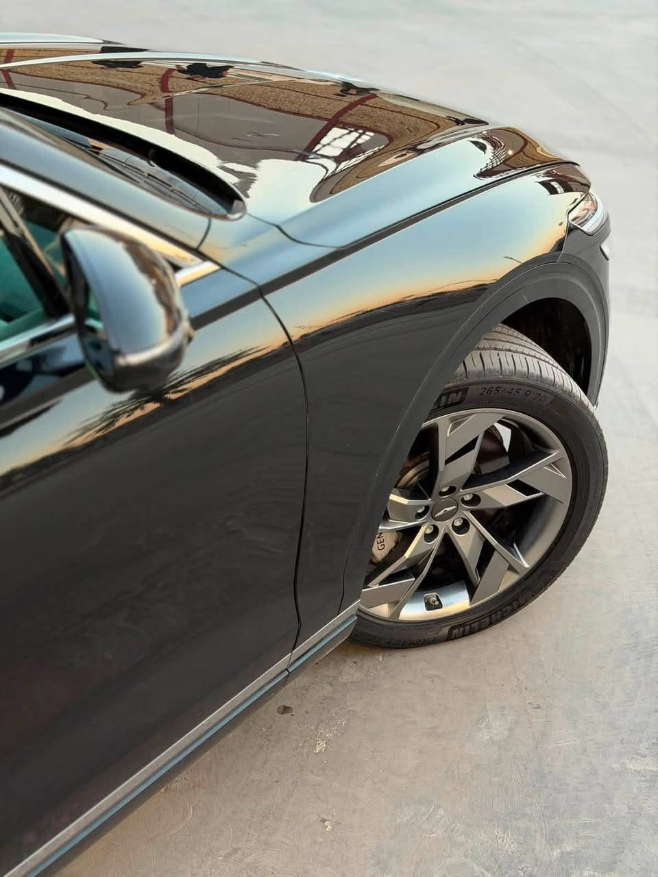 جينيسس Electrified GV70 Advanced AWD موديل 2024
كهربائية بالكامل
ماشية 22 ألف
دبل موتور كهربائي AWD
دفع رباعي
قوة 485 حصان
بطارية 84 kWh
مدى يصل إلى 490 كم بالشحنة

💎 ســعــر ✅ :: الــرد تلقائي 📮

شحن سريع من 10% إلى 80% خلال 18 دقيقة
نظام دفع رباعي ذكي AWD
رادار أمامي وخلفي وجانبي
تثبيت مسار تفاعلي
قيادة شبه ذاتية
نظام قيادة متطور
نظام تعليق متكيف إلكترونياً
كاميرات 360
حساسات شاملة
نظام أمان متكامل
بانوراما مزدوجة
كشنات جلد كهرباء
مساج وتدفئة وتبريد كشنات
شاشة معلومات رقمية 14.5 إنش
نظام صوت فاخر Lexicon
شحن لاسلكي للهواتف
إضاءة LED أمامية وخلفية
إنارة داخلية محيطية 64 لون
مرايا جانبية كهربائية
صندوق خلفي كهربائي
تكييف منفصل رباعي
مقصورة فخمة وعزل ممتاز
السيارة وارد أمريكي
الضرر تبديل بنيد أصلي بلادي فقط
قطعة واحدة
رقم بغداد تحويل مباشر
مكان السيارة بغداد

للتواصل
*********** واتساب
***********
***********
