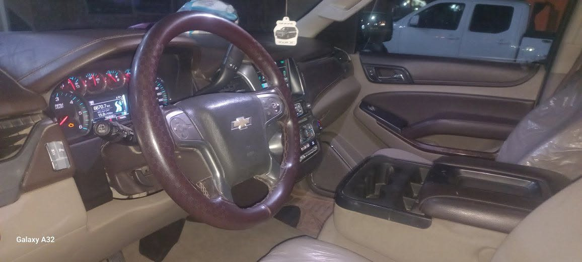 السلام عليكم
 تاهو للبيع مديل 2019 رقم بغداد باسمي خليجيLT بيها صبغ اثر شخوط بدون اي ضربة بيها بابين وجاملغ وقليل بالبنيد
محرك وكير وحدادة وتبريد خير من الله 
شرط مكفوله من كل شي بس الصبغ الي مذكور
مكاني البصرة الزبير
الاتصال على الرقم ***********
