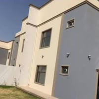 مجمع الأميرات ٢ • ٣ غرف • حديقة كبيرة