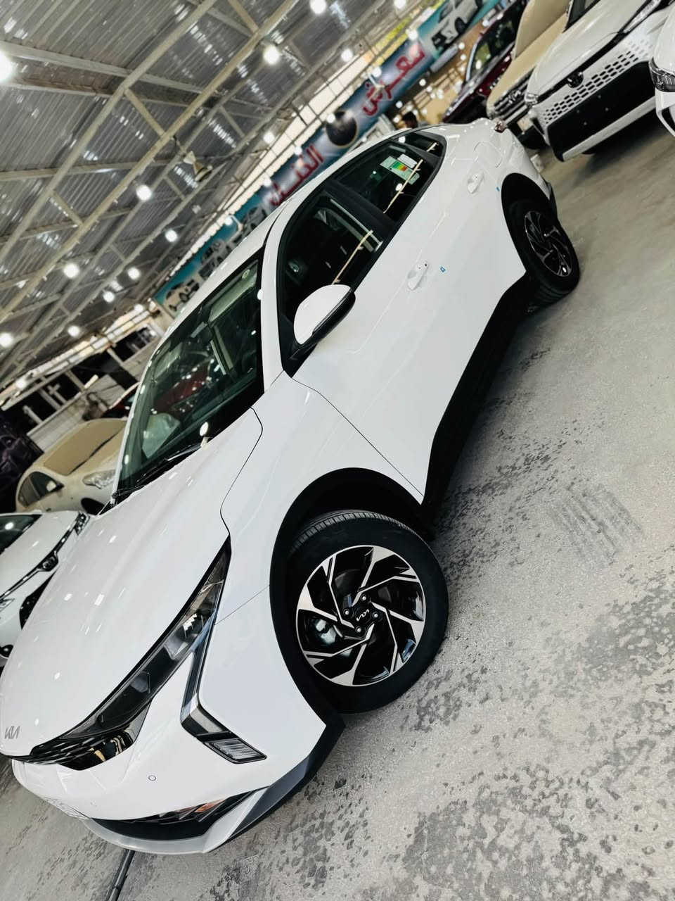 🚨🔥 وصلت للكنك… والفرصة ما تتكرر! 🔥🚨

👑 معرض الكنك يقدم لكم 👑

🚘💥 KIA K3 | موديل 2025 💥🚘
✨ عداد 10,000 KM فقط! ✨

🛡️🔥 ضمان رسمي من شركة المجموعة الدولية
💎 5 سنوات أو 100,000 KM 💎

━━━━━━━━━━━━━━━━━━
💥 المواصفات اللي تهمك: 💥
━━━━━━━━━━━━━━━━━━

🔐 بصمة
🖥️ دشبورد ديجتال
📺 شاشة كبيرة
✨ ويل كروم
🎛️ فول تحكم ستيرن
📡 حساسات أمامية + خلفية
🪞 مرايا شفط + كهرباء
💡 بروجيكتر
⚙️ محرك 1600 CC

━━━━━━━━━━━━━━━━━━

♻️ بيع | شراء | مراوس ♻️

📍 بغداد – الأعظمية – معارض الصليخ

📞 للاستفسار:
🔥 ***********
🔥 ***********

━━━━━━━━━━━━━━━━━━
👑🔥 معرض الكنك 🔥👑
أسعار مميزة… سيارات تستاهل!
