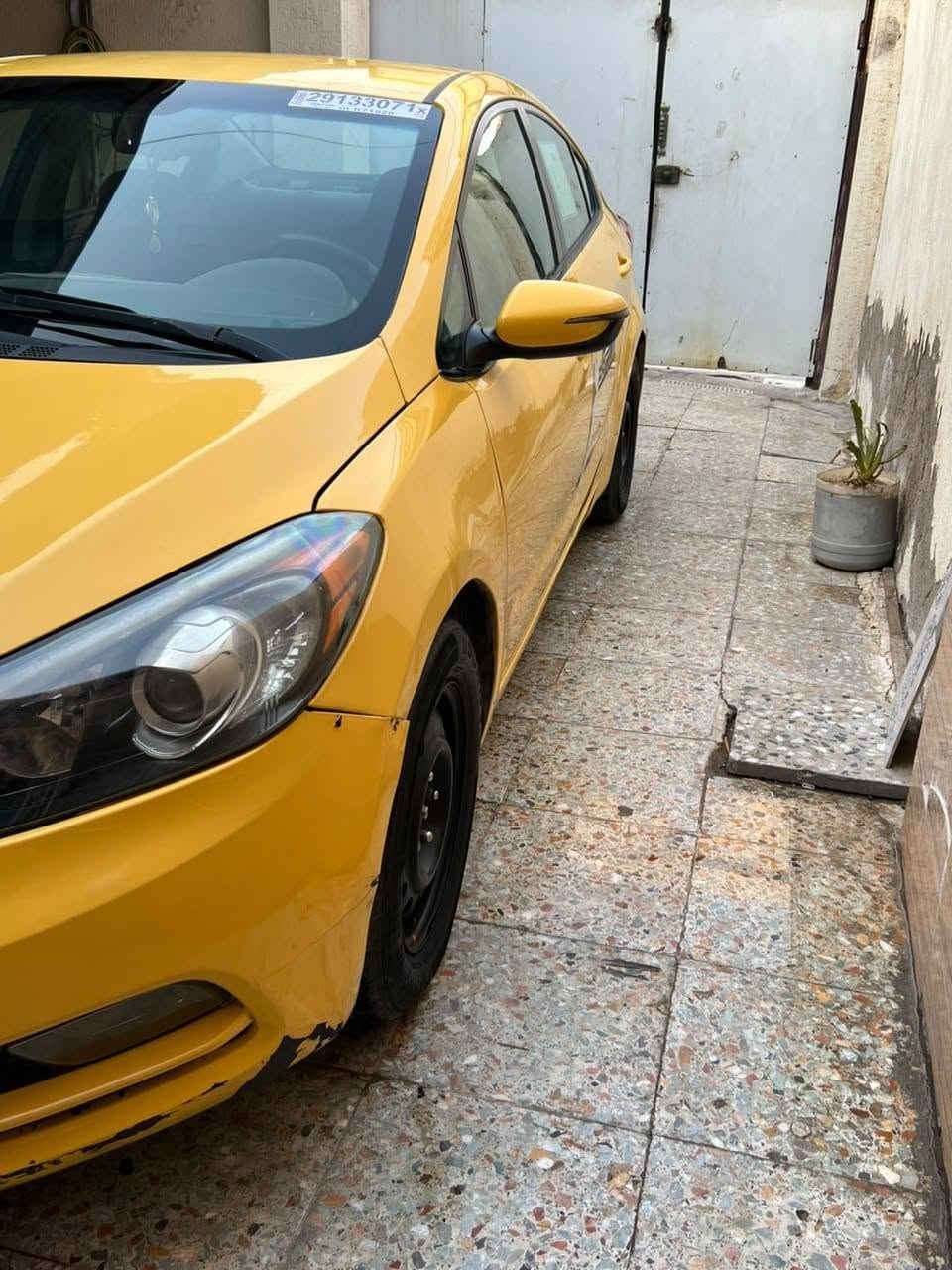 فورتي 14 سياره جهازه حادثه وسوناره موجود بالصور مكانه بغداد مدينة الصدر السعر 86 وبيه مجال قليل تحويل مباشر مصفره هيئة وغرمات *********** لشراي يتصل
