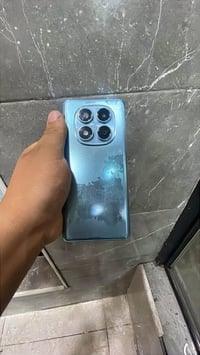 موبايل • اثنينهن • مقفولين