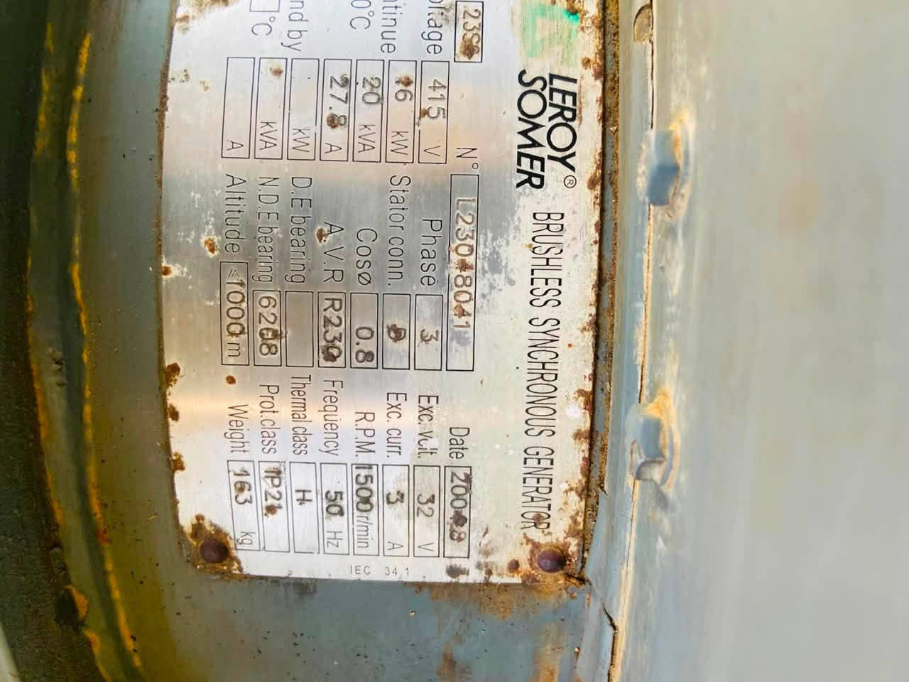 السلام عليكم مولد بيركنز انكليزي 20kv      ٤بستم جديد جديد مكفول من الفتح والتصليح مامفتوح بي برغي استخدام منزلي مامتعوب ابد للبيع رايده ب٢٩ ورقه وبي مجال والله نظيف حيييل المكان بابل الشراي التواصل على هذا الرقم ***********
