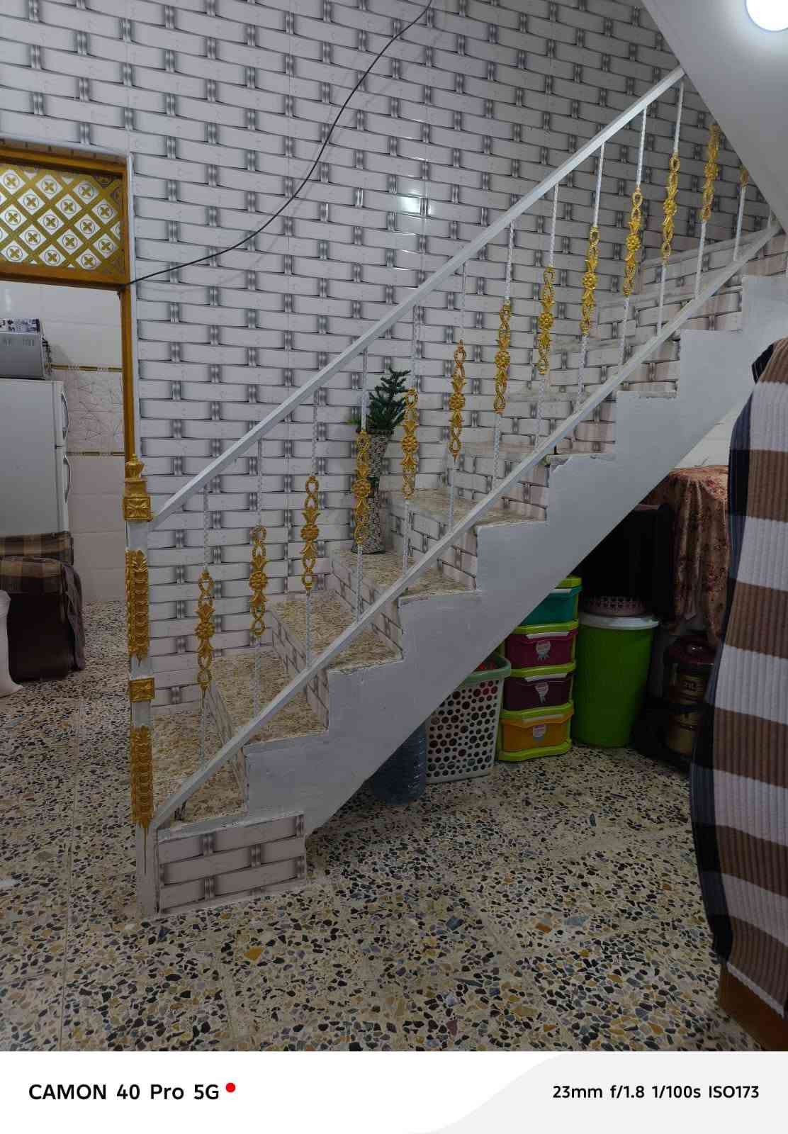 ٤🏠.بيت ١٠٠متر للبيع ب النداء منطقة ٥٨فوك من المدرسة الوردية السعر٧٠مع مجال بسيط بيت جديد.
🔴طابق واحد الاساس صب والسقف صب كاشي وسيراميك. 

🔴يحتوي ع غرفة وصالة ومطبخ واستقبال وصحيات. 

للأستفسار ع هذا الرقم *********** واتساب. 

ملاحظة / يوجد لدينا جميع العروض(ايجار، رهن، بيع، شراء).
٤🏠.بيت ١٠٠متر للبيع ب النداء منطقة ٥٨فوك من المدرسة الوردية السعر٧٠مع مجال بسيط بيت جديد.

نص مكتوب في الصور:
- CAMON 40 Pro 5G 23mm f/1.8 1/488s ISO50
- CAMON 40 Pro 5G 23mm f/1.8 1/100s ISO161
- CAMON 40 Pro 5G 23mm f/1.8 1/100s ISO282
- CAMON 40 Pro 5G
- 23mm f/1.8 1/100s ISO97
- CAMON 40 Pro 5G 23mm f/1.8 1/100s ISO306
- CAMON 40 Pro 5G 23mm f/1.8 1/100s ISO152
- 23mm f/1.8 1/100s ISO195
- 23mm f/1.8 1/100s ISO173
- CAMON 40 Pro 5G 23mm f/1.8 1/100s ISO343