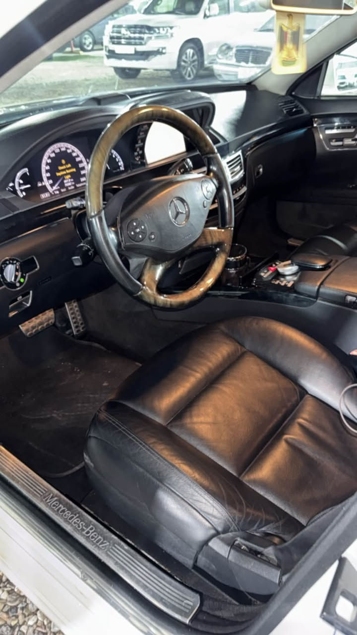 مارسدس  S350
موديل 2013 تسجيل جديد قرار 102 باسمي تحويل مباشر 

مكينه  CGI

باب قصير 

ماشيه 75 كيلو متر 

وارد يابان 

عنوان سياره البصره 
سعر 240 وبيها مجال 
 

***********
