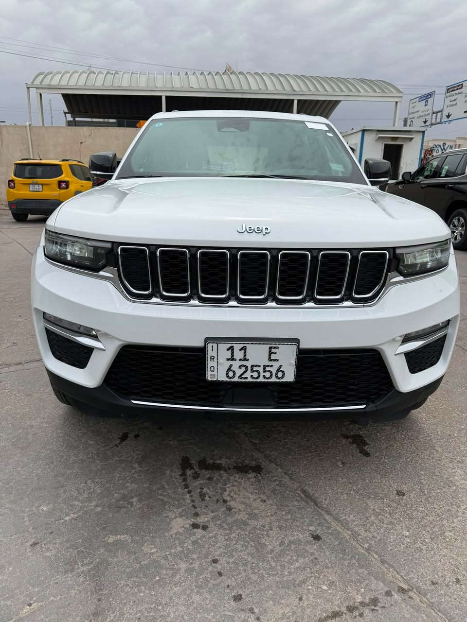 جيب ابيض بلك ان موديل 24 ماشيه59 الف مكفوله ما عده طخه زغيره بدايه البنديل ما مبينه رقم بغداد باسمي رقم الهاتف ***********
السعر 32.500$ خمسه راكب سياره جديده وما بيه اي نقص
