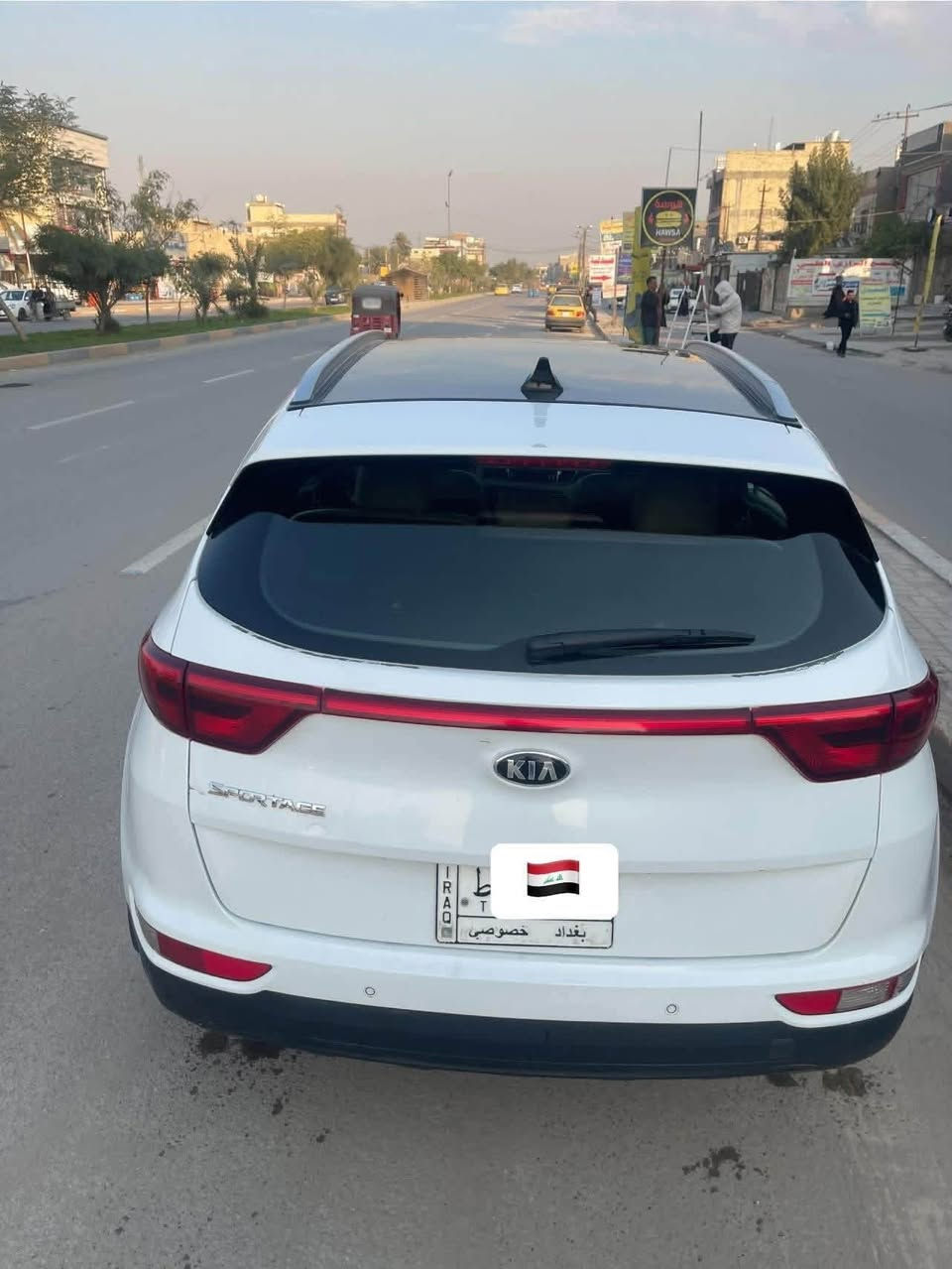 السلام عليكم
للبيع كيا سبورتج ٢٠١٨ خليجي مكفوله من صبغ بيه بارد بل جاملغ بسيط رقم بغداد مميز مشروع وطني بأسمي تحويل مباشر فقط السياره فول الفول 
مقاعد مخمل تطريز وجلد
سماعات ستريو jpl
بنوراما
صندوك كهرباء
كشنات كهرباء
حساسات امامي خلفي +كامره دواره 
هند بريك دكمه
مرايه تعتيم
شاشه
درايڤ مود ٣ وضعيات
تحكمات ستيرين كل الجهات
تبريد قطعتين
اشاير بالمري
حساس عدادات
لد ابيض
محرك 2000 دوش المرغوب
وهوايه تفاصيل بعد
السياره كامله من كل النواحي تخم تاير جديد باتري جديد مناقصها اي شي 
السعر ١٧٥٠٠$
تواصل ***********
