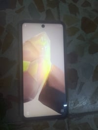 نوت ٤٠ برو • ٢٥٦ • رام ١٦