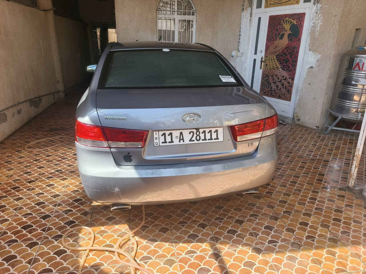 السلام عليكم سوناتا للبيع موديل ٢٠٠٦ رقم بغداد مكينه ٦ سلندر ٣٣٠٠ مكينه كير بشرط  تبيرد منضومه جديده كامله تبريد ثلج صدر جديد كامل تخم تاير جديد مصبوغه اقل الاحزام طختها جاملغ امامي على كد شبر السياره جاهزه يرادلها ترتيب بداخل السياره الكشنات تنظيف او تغليف ولباقيه بسيطات على  كد ترتيب فقط اما البقيه تجي وشوف وتفحص وين مايعجبك السعر، المطلوب ٧٨ وبيها مجال ترهم مراوس  شرط التحول مكاني حالياً بعقوبه زاغنيه  للاستفسار اكثر راسل الصفحه او الاتصال *********** واتساب متواجد هماتين

