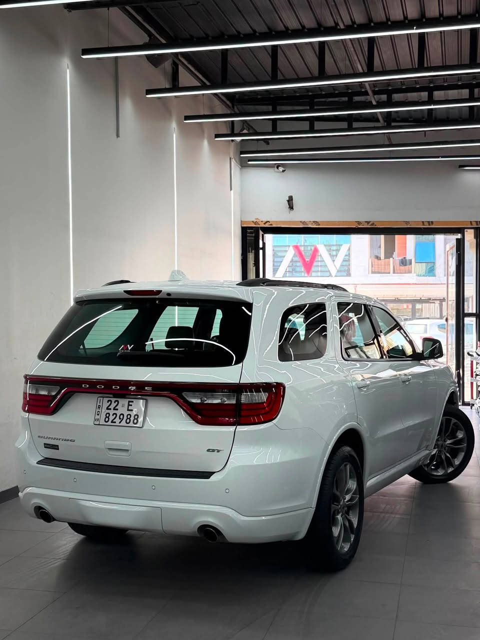 ╔════════════════════════════╗
🤍🔥 DODGE DURANGO GT 2020 🔥🤍
╚════════════════════════════╝

🇦🇪 خليجي | استلام شركة
✨ نظافة + مواصفات + حضور قوي ✨

🚘 الموديل: 2020
🤍 اللون: أبيض
⚙️ المحرك: 3.6L V6
🛣️ الممشى: 76 ألف
📍 الرقم: أربيل
🪪 السيارة باسمي
🔄 التحويل: ثاني يوم

━━━━━━━━━━━━━━━━━━━━━━

💎 أهم المواصفات:

🔑 تشغيل ودخول بصمة
🖥️ شاشة رئيسية كبيرة
👨‍👩‍👧‍👦 7 مقاعد
❄️ تبريد ثلاثي المناطق 3-Zone A/C
📸 كاميرا خلفية + حساسات
📺 شاشات خلفية
🚗 مثبت سرعة
🅿️ Auto Hold
🛡️ مانع اصطدام
📡 رادار خلفي
🎛️ تحكم كامل من الستيرن
🏁 Normal | Eco | Sport

✨ وباقي مواصفات فئة GT المعروفة.

━━━━━━━━━━━━━━━━━━━━━━

🔥 دورانجو GT — قوة وفخامة وعملية بـ7 مقاعد.
🧼 النظافة واضحة، والسيارة جاهزة للفحص.

💰 السعر: اتصل وتدلل 🤝🏻

📍 صلاح الدين

📞 ***********
📞 ***********

🚨 للجادين فقط — تعال شوفها واحكم بنفسك 🤍
