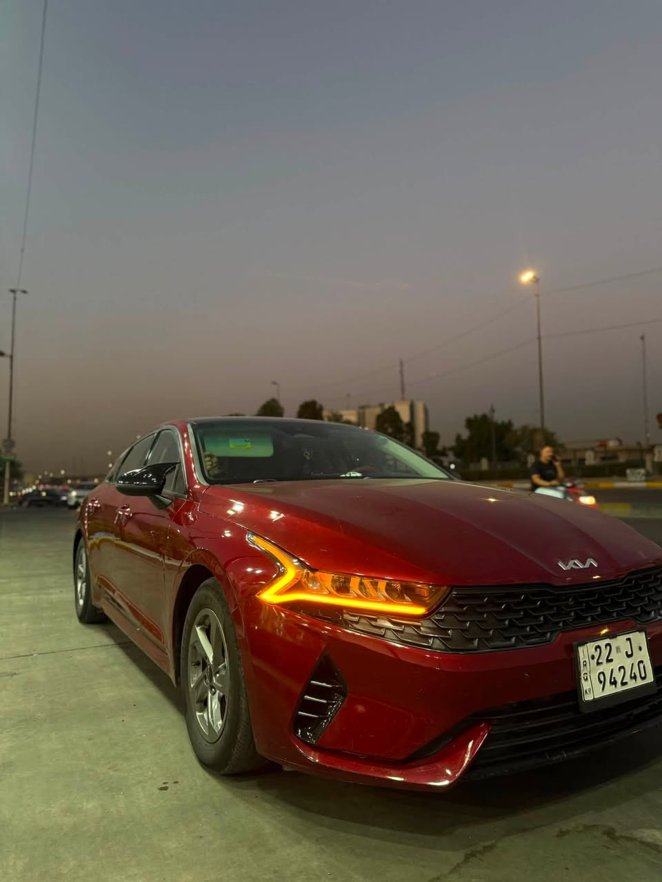 سلام عليكم 
للبيع موديل 2022

السعر (135)بيها مجال الطيبين 

K5 الحادث كما موضح بالمنشور فقط
فل مواصفات 2022
المحرك 1600 تيربو
بصمه تشغيل عن بعد بصمه ابواب
اشارة ترجيب عند الاقتراب
شحن هاتف لاسلكي
قياده ذاتيه
هاند بريك بصمه
مثبت سرعه
ABS نضام
مانع انزلاق
حساس أطارات
بك لايت ليد امامي خلفي
شاشة كبيره
شاشه تدعم الكاربلي
كشافات امامي
شاشه اعطال
رادار جانبيه
رادارات امامي خلفي
مراقبة النقطة العمياء
رادار الخطوط البيضاء
اشاير بالمري
مقعد السائق كهربائي
4 انضام قياده _أيكو + سبورت + سمارت +نورمال
فول تحكم ستيرن
كزوز سرعه
كير أوتو + عادي
مصابيح خلفية LED
مصابيح ضباب LED
رادار ضباب
2 وضعيات كامره
حساس A/C تبريد عند اتصال الهاتف حساس صندوك ذكي عند الاقتراب.ماشيه 66::

الاستفسار:📞***********
العنوان بغداد الكراده… 🇮🇶
