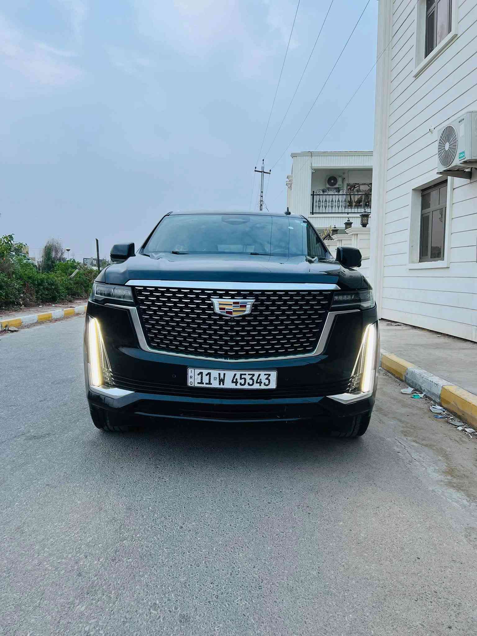 كديلاك سكاليد  2022 
دخول جديد

رقم بغداد بسمي هزه وفحص جديده 

رقم الهاتف: ***********

السعر 560 
حادثها تصليح جاملغ وباب خلفي 
وصور الحادث والسونار مرفقات مع المنشور 

-حجم المحرك 8 سلندر 6200. 
-سقف شامو 36 سماعة 
-سقف بانوراما. 
-زينون عالي ناصي آصل. 
-جنطة كهرباء. 

-بصمة ابواب وتشغيل عن بعد. 
-خاصيه جعل المحرك 4 سلندر اقتصادي. 
-كامرات ميحطيه 360 درجه. (٥)كامرات. 
-اشاير مري.قابله للطيء. 
-رادر جانبي مانع اجتياز+رادر امامي. 
-سستم صوت متكامل. 
-تدفئة+تبريد المقاعد. 
-حساس امامي+خلفي. 
-المقاعد الخلفي شفط كهرباء. 
-كونترول تبريد خلفي منفصل. 

-فور ويل درايف. ٤*٤. 
-مقود كهرباء. 
-الكراسي كهرباء. 
-خزن ميموري لكرسي السايق. 
-اوتو ستوب. 
-هاند بريك بصمه. 
-تحديد مسار. 
-داتو شو شاشه ليزري. 
-تبريد مناخي. 
-تحكم ستيرن جهتين.
العنوان ذي قار سوق الشيوخ الطار
