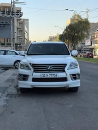 � لكزس LX570 SPORT موديل 2015 🤍🔥 ✨ المواصفات والتجهيزات: • محرك 5.7 V8...
