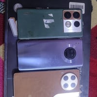 متاح بوردات كلهم شغلات كل واحد وسعره 07783141248