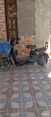 دراجة شحن • بدها بطاريات وشاحن • المحاويل