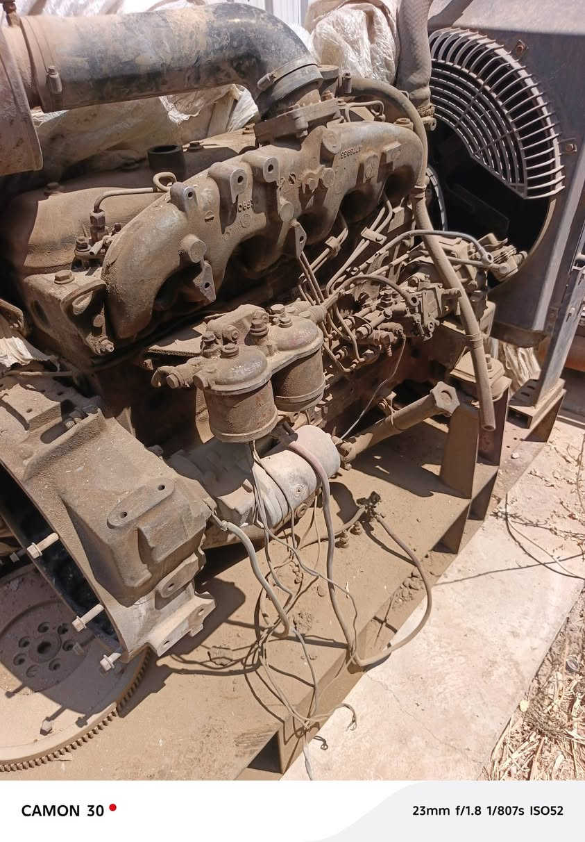 مولدات للبيع افيكو
٤ سلندر شغاله وجاهزة راس توليد ٦٥ كيفي 
٦ سلندر كاطعه كرنك بدون راس توليد 
مكان حله 
رقم صاحب المولدات ***********
مكلف بالنشر

