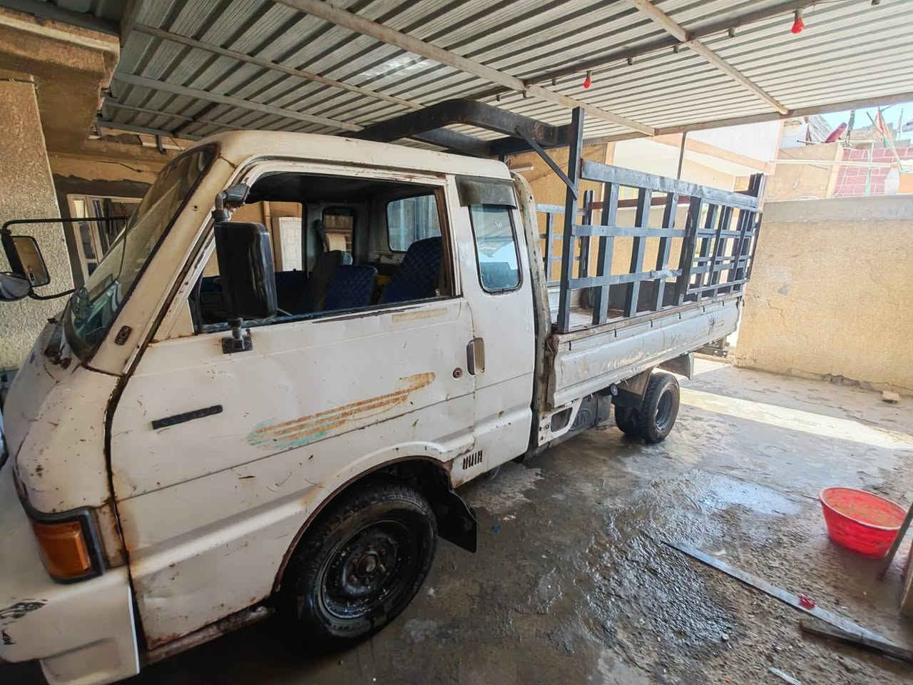 السلام عليكم كيه بنكو موديل 94 سياره كير مكينه حديده اكسل كله جديد رقم جديد السعر 42 وبيه مجال الاستفسار اكثر اتصل ***********
