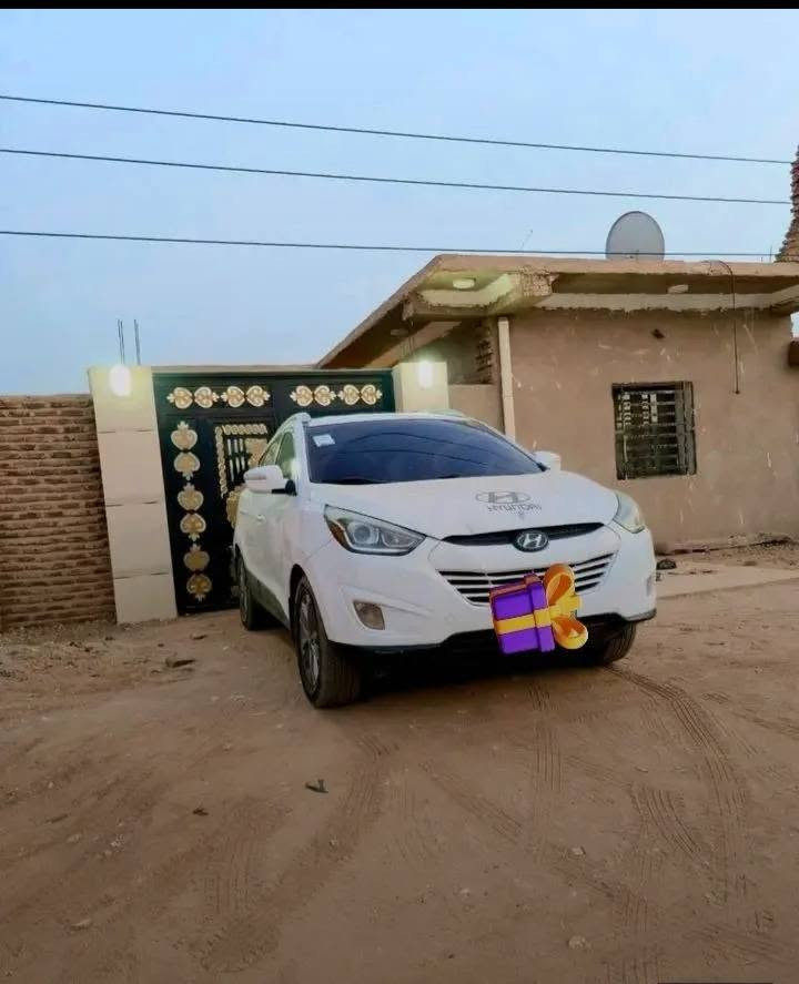 توسان موديل 15خليجي شركه عامه كفاله من عده دعاميه اماميه رقم بغداد دولي بسمي عنوان بغداد  سعر 120 بيع سريع غرض سفر ‏‪***********‬‏
