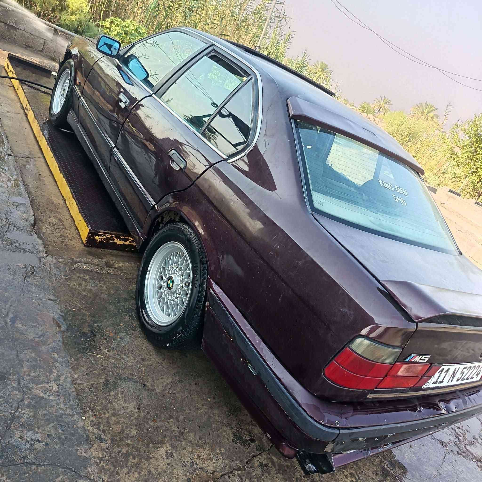 بي ام 540 اصل بليته وسنويه موديل 93 اصل 95 كير ومحرك جدد صدر امامي جديد سلايت شقال سياره خير من الله سعر 50  وبيهه مجال مكان سريع دولي جسر سابع ***********
