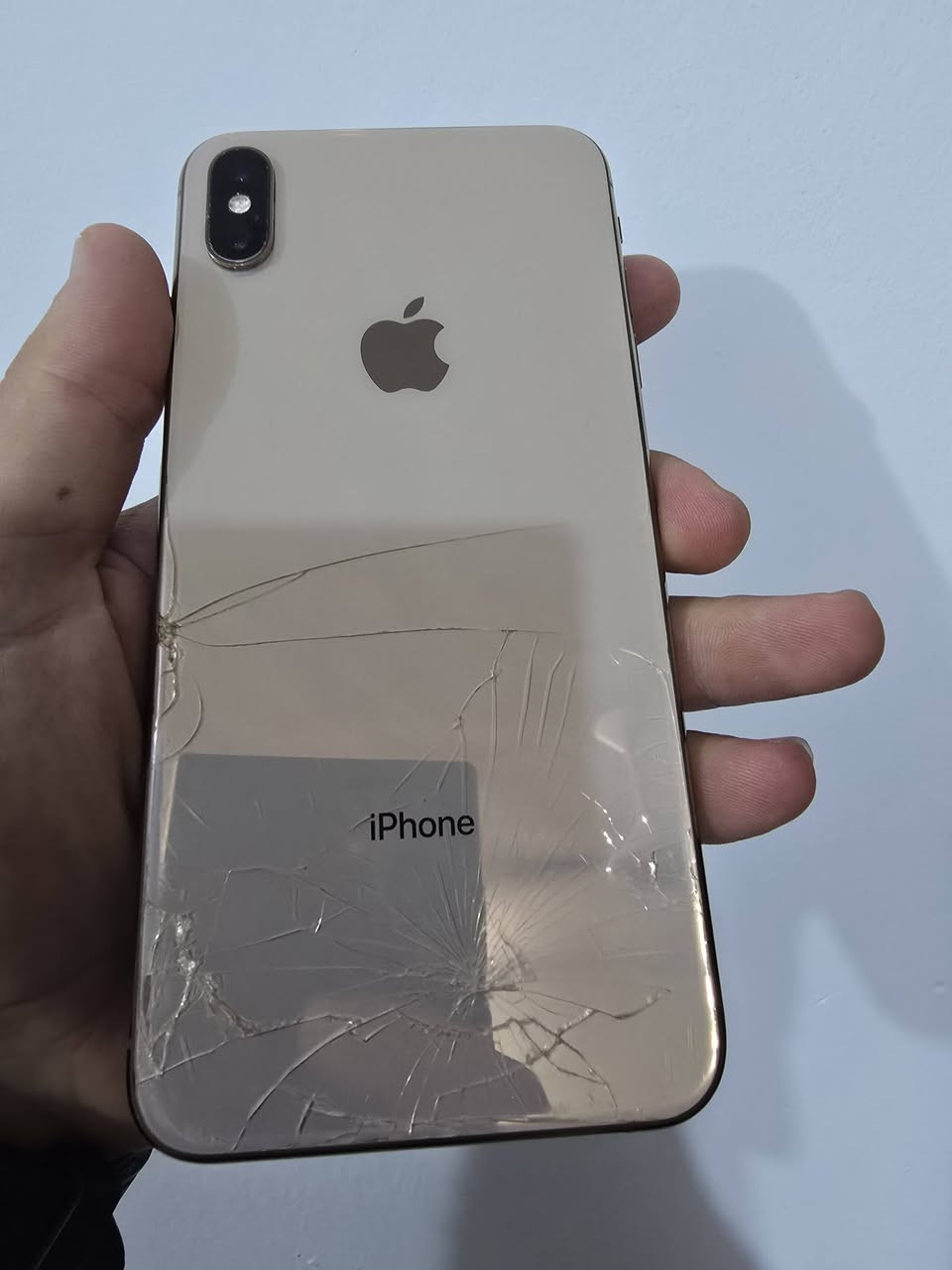ايفون اكس ماكس • ٢٥٦ • بطارية ١٠٠%