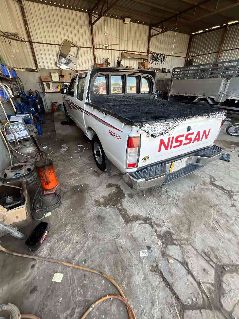 نيسان ٢٠١٣ • ثلث قطع • بدون دواخل