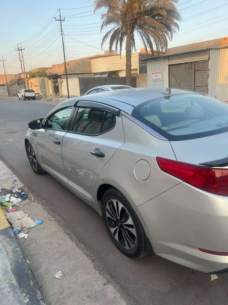 كيا اوبتيما مديل 13
رقم بغداد 

محرك 2400 

سونرها موجود بلمنشور 

مكاني صلاح الدين قضاء بلد 

السعر 95 وبيها مجال
***********
