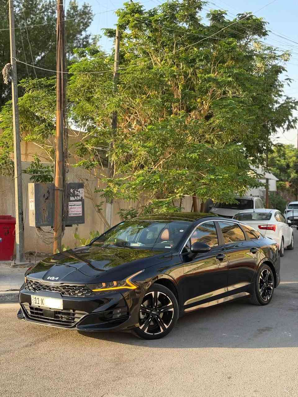 كيا k5 2024 جيتي لاين فول 1/1 بغداد
ماشية 14 الف فقط حقيقي 
محرك وكير وصدر وكلشي بحاله الشركة جديد جدا أخت الزيرو ناعمه جدا جدا 
حادثها بنيد وأجتي صفحة السايق مصبوغه من امريكا 

بدون شواصي - بدون لغود - بدون تكم - حوض قماره مكفولات . 
اني الي رقمتها باسمي وأول شخص من اجتي للليوم 
كل الصيانه الدورية والدهون والفلاتر من الحسام - بانزين سوبر مادريها جدا 
السعر 152 وبيها مجال لليشتري 
الي يدور سياره جديدة وماشية قليل 
للتذكير السيارة ماشية 14 الف فقط لا تقارنها بالي مشتغلات تكسي 
ورقم للاستفسار : *********** 
*********** 
رقم الشاصي : 5XXG64J24RG266170
