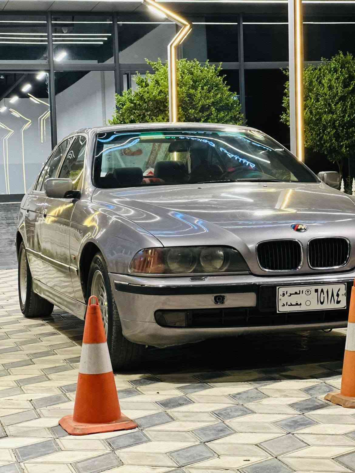 فڕۆشتنی خێرا  
سەقەر گێڕ عادی 2000 بێ ئاڕم هیجی نییە بەشەرتی گێڕ مەکینە تەبرید ساردو گەرم لۆک 525 دەبڵ دیجی تاڵی بیلاد گێڕ عادی بیلاد سکانی خۆمانە سەیارەکە هی ماعرەز نییە لۆک لۆکە بەشەرتی هەموو شتی 
ناونیشان سەید سادق  
*********** 
گۆڕەک واسئابی لەسەرە 
*********** 
سعری 41 گەڵاو کەمێ مەجال
وەری بگرە گوڵ ئەدمین السليمانية, العراق
