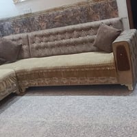 تخم ديوان عشر مقاعد تكمه للبيع عنوان البلديات تقاطع المرور 07713971924