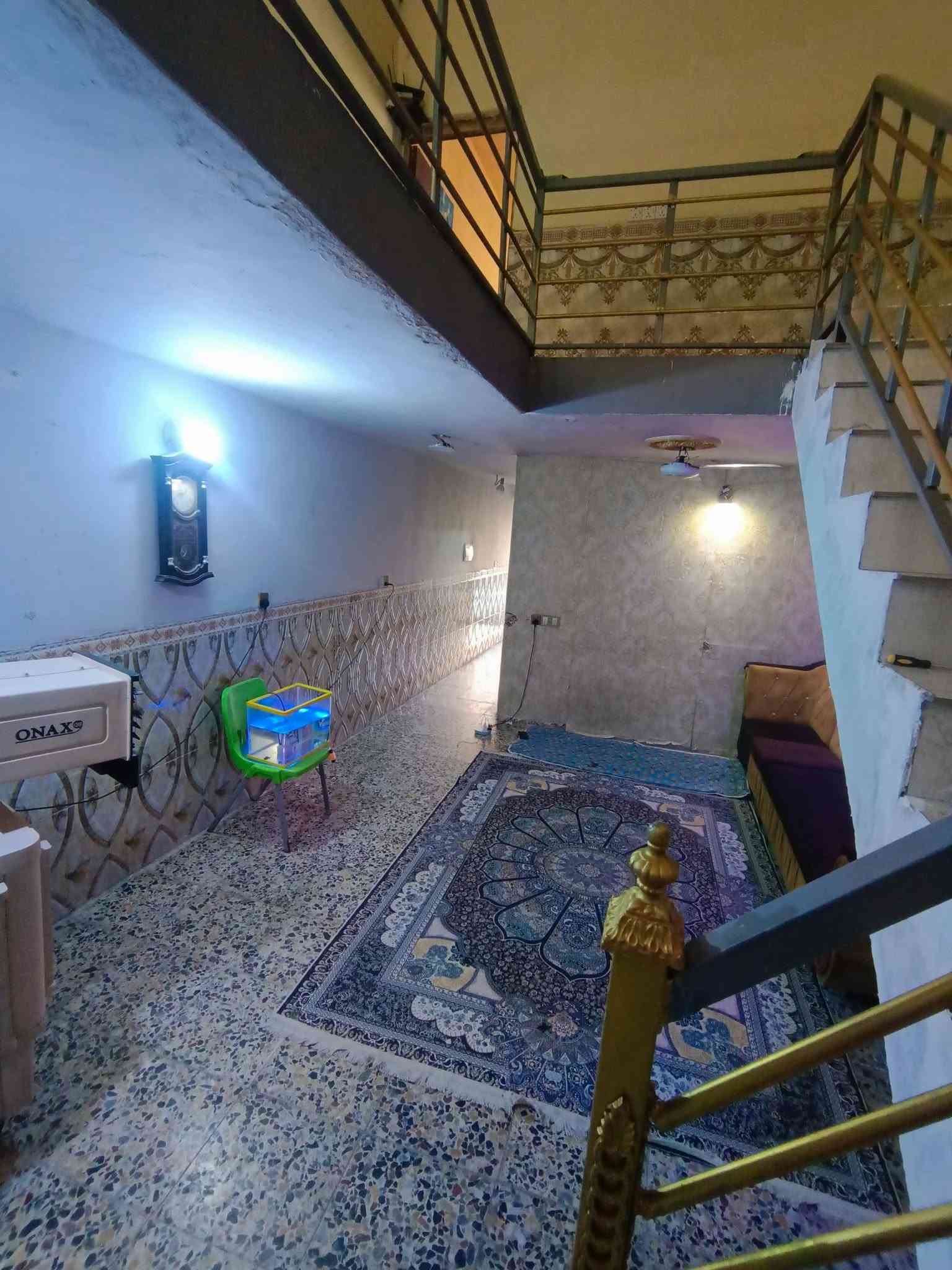 سلام عليكم توفر عندي بيت زراعي سند 117للبيع بغداد البلديات مساحه البيت 110متر جبها 4نزال26 طابق ونص البيت سقف مالته مترتين و70 الولد يبيعه مثل قطعه ارض بسعر مناسب جداً المنطقه كامله كل الخدمات مي مجاري كهرباء تبليط موقع البيت البلديات الضباط خلف الصحفيين قرب مدرسة زين القوس منطقه حي الامير للاستفسار اكثر *********** سعر خاص رد واتساب ماسنجر حسن للعقار

نص مكتوب في الصور:
- ONAX