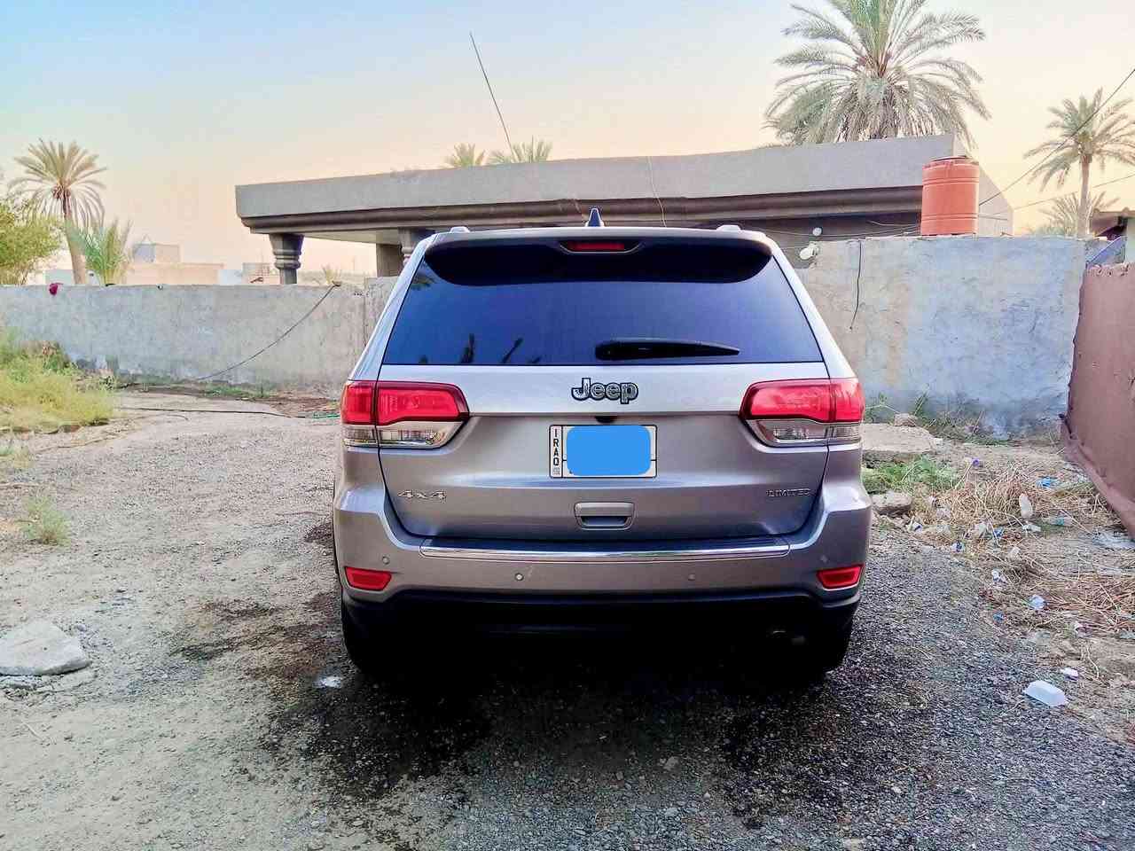 للبيع جيب 2020  رقم بغداد  فول مواصفات 
  كله ليبل واحد  بيه صبغ 3 قطع بدون دواخل 
السياره جديده مكينه كير حداديه جدد تخم تاير جديد تبريد ثلج 
السعر 185 وبيه مجال 
للاتصال ***********
***********
المكان بابل الحله
