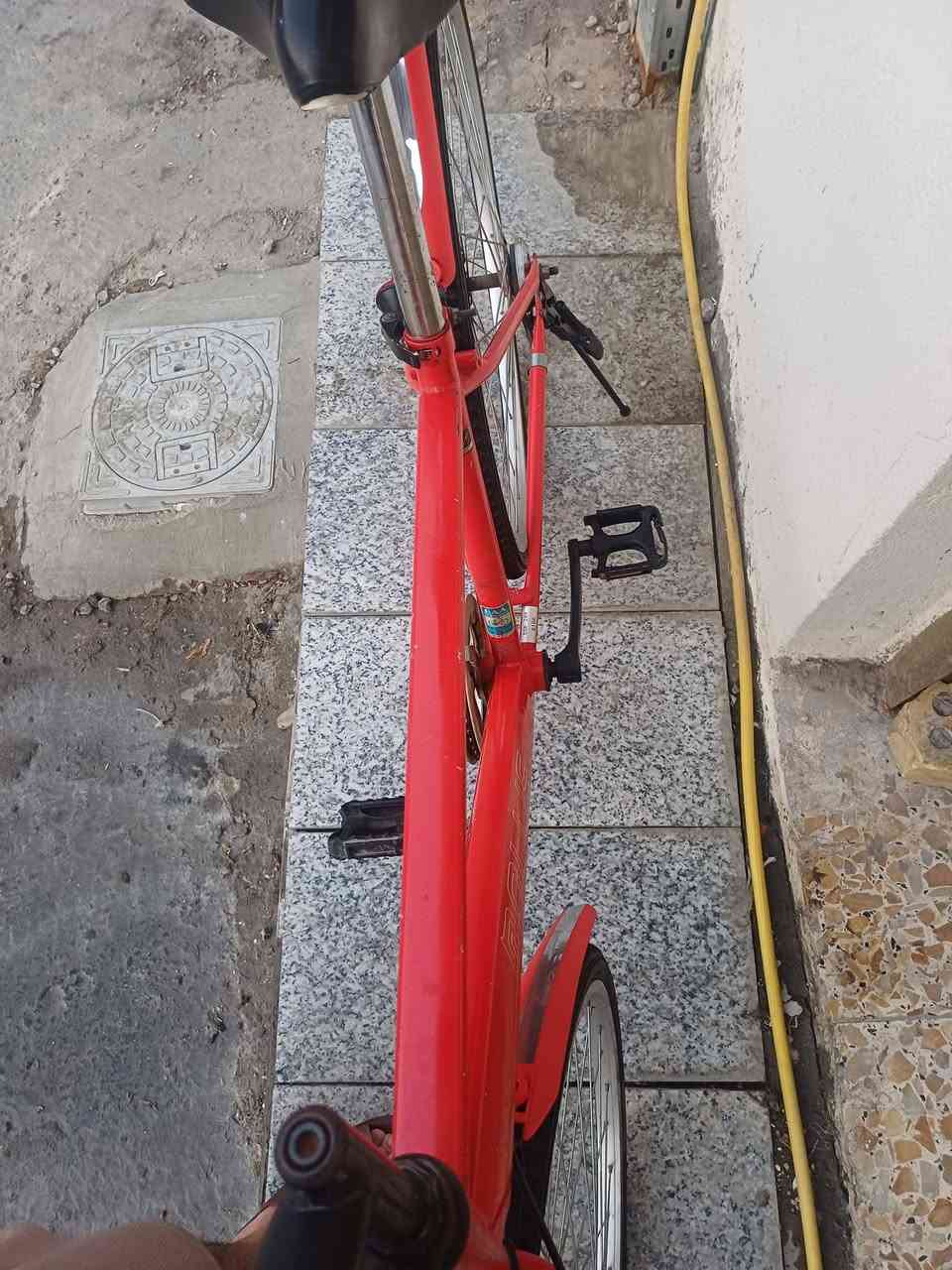 للبيع بايسكل ياباني C700حجم 27 تايرات جدد ام خط الازرك
بريكات شغاله 
كير ابو الشاشه شغال 
كشن طبي
ويل امامي ابو الحساس  (( السعر 85 الف ))
المكان بغداد البنوك او الكياره ***********

