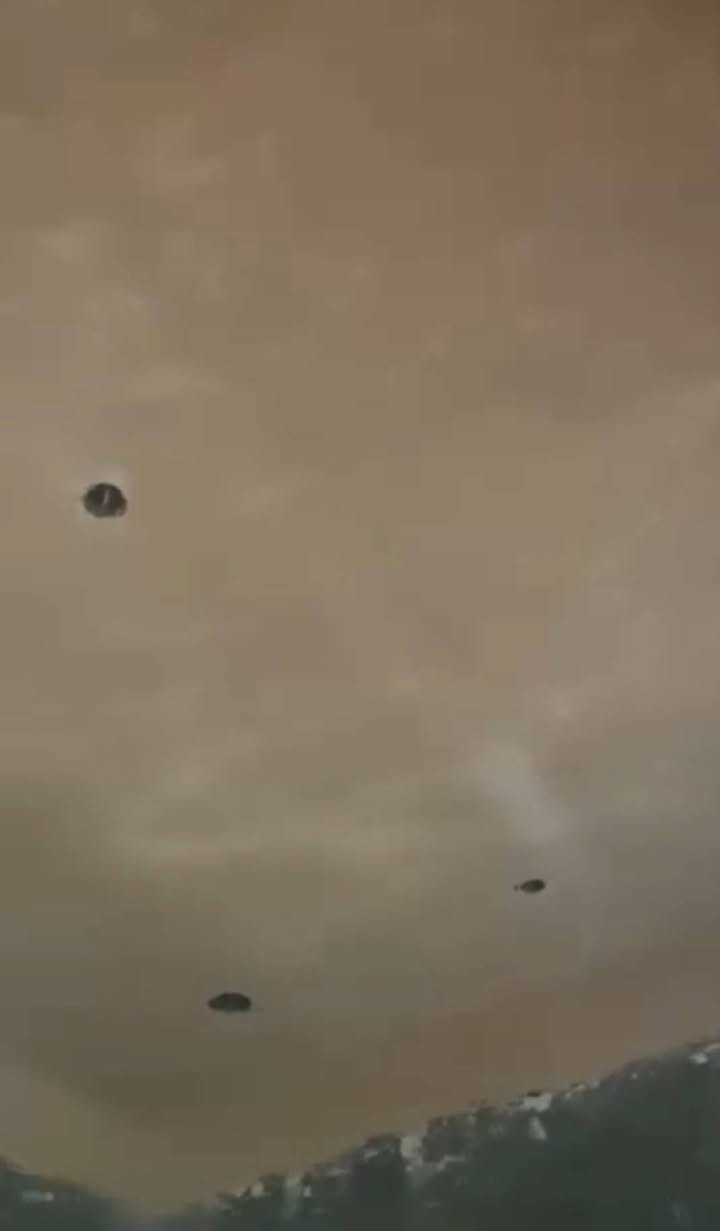 جص وبياض ولبخ وبناء سيراميك جميع الاعمال متوفره شغل درجه اولى في بغداد فقط الهاتف *********** بي واتساب
